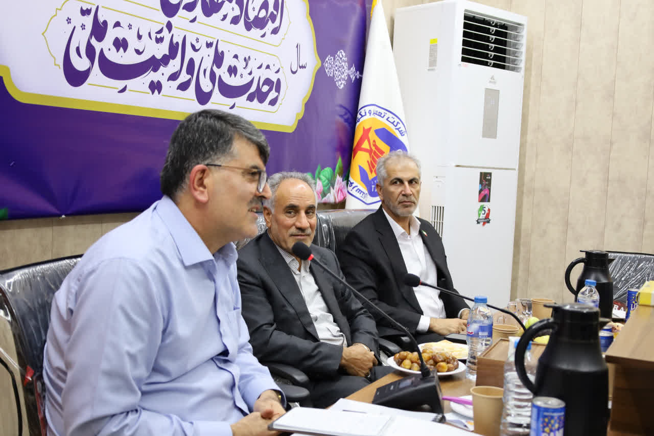 بازدید مدیرعامل محترم شرکت برق منطقه ای خوزستان از شرکت تنانیر (شهریور ۱۴۰۵) بازدید مدیرعامل محترم شرکت برق منطقه ای خوزستان از شرکت تنانیر (شهریور ۱۴۰۵)